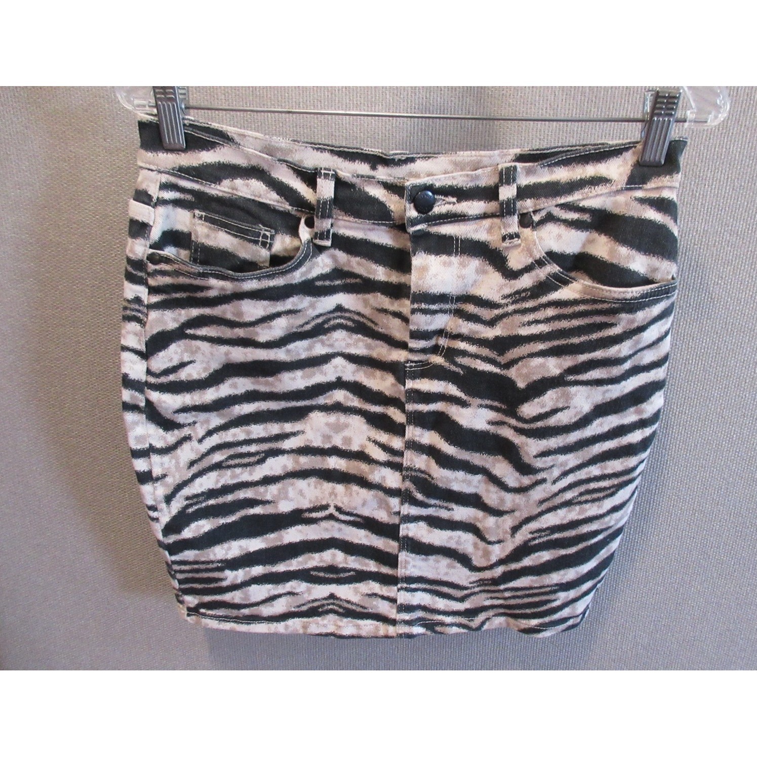 Venus Animal Print Black And Tan Denim Skirt Size 8